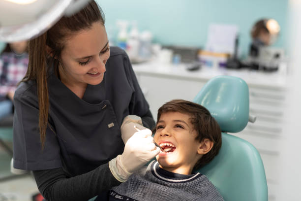 Best Urgent Tooth Repair  in Monticello, IA